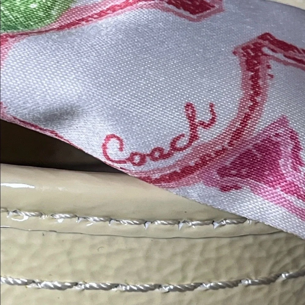 Coach Poppy Straw Floral Tote - Picture 3 of 13